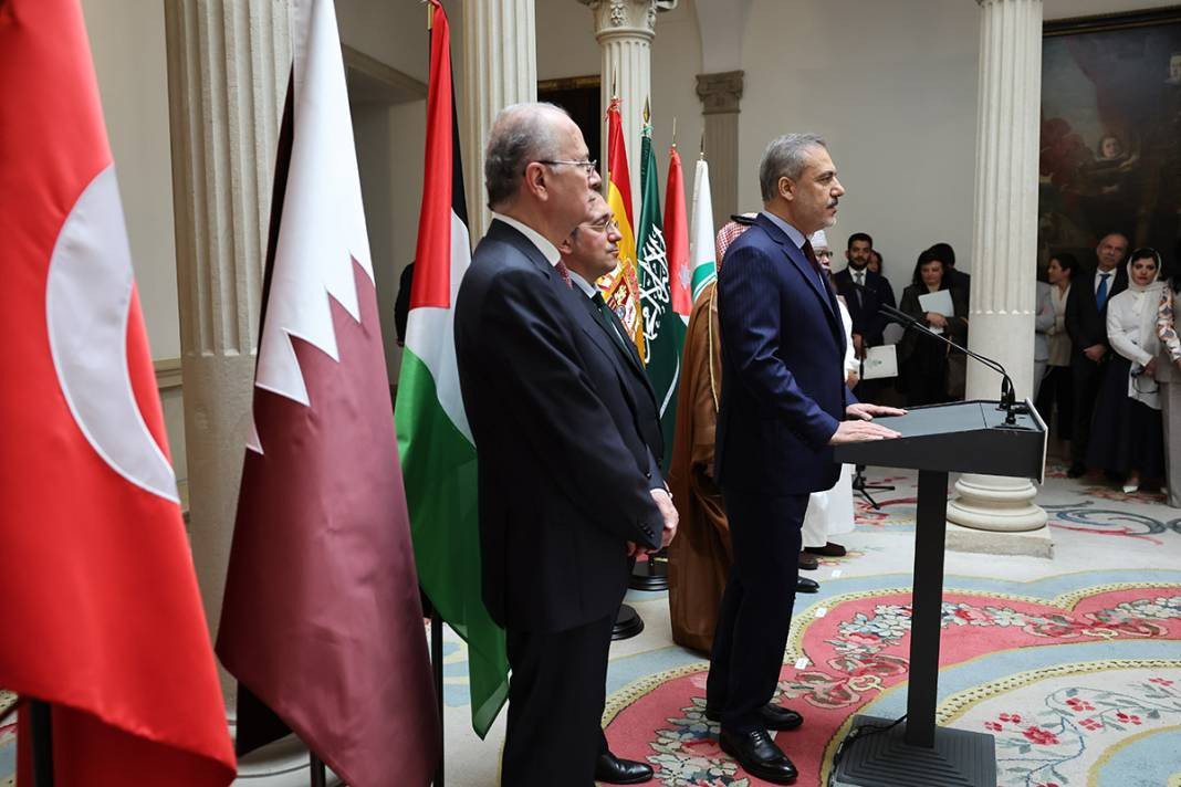 Fidan İspanya'da Gazze Temas Grubu üyeleriyle bir araya geldi - Resim: 14